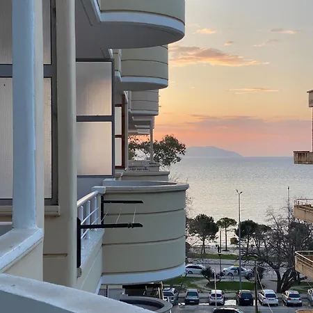 Sunny Vlorë
